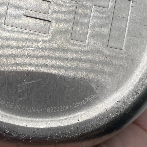 Lot Of 2 YETI Rambler Water Bottle Green Blue 26oz Insulated SEE PICS - Picture 8 of 16